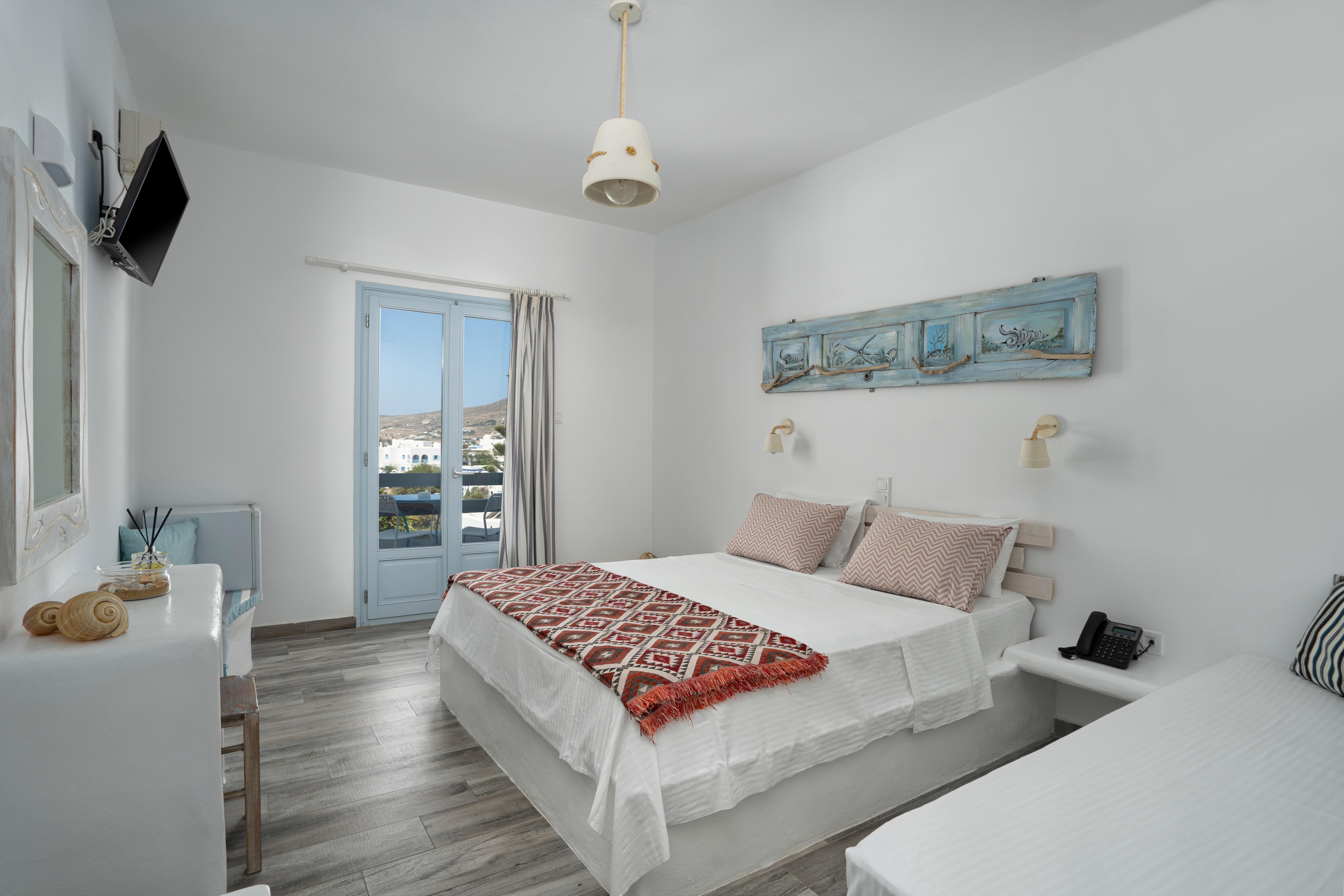 Hotel Iris Nausa Zewnętrze zdjęcie