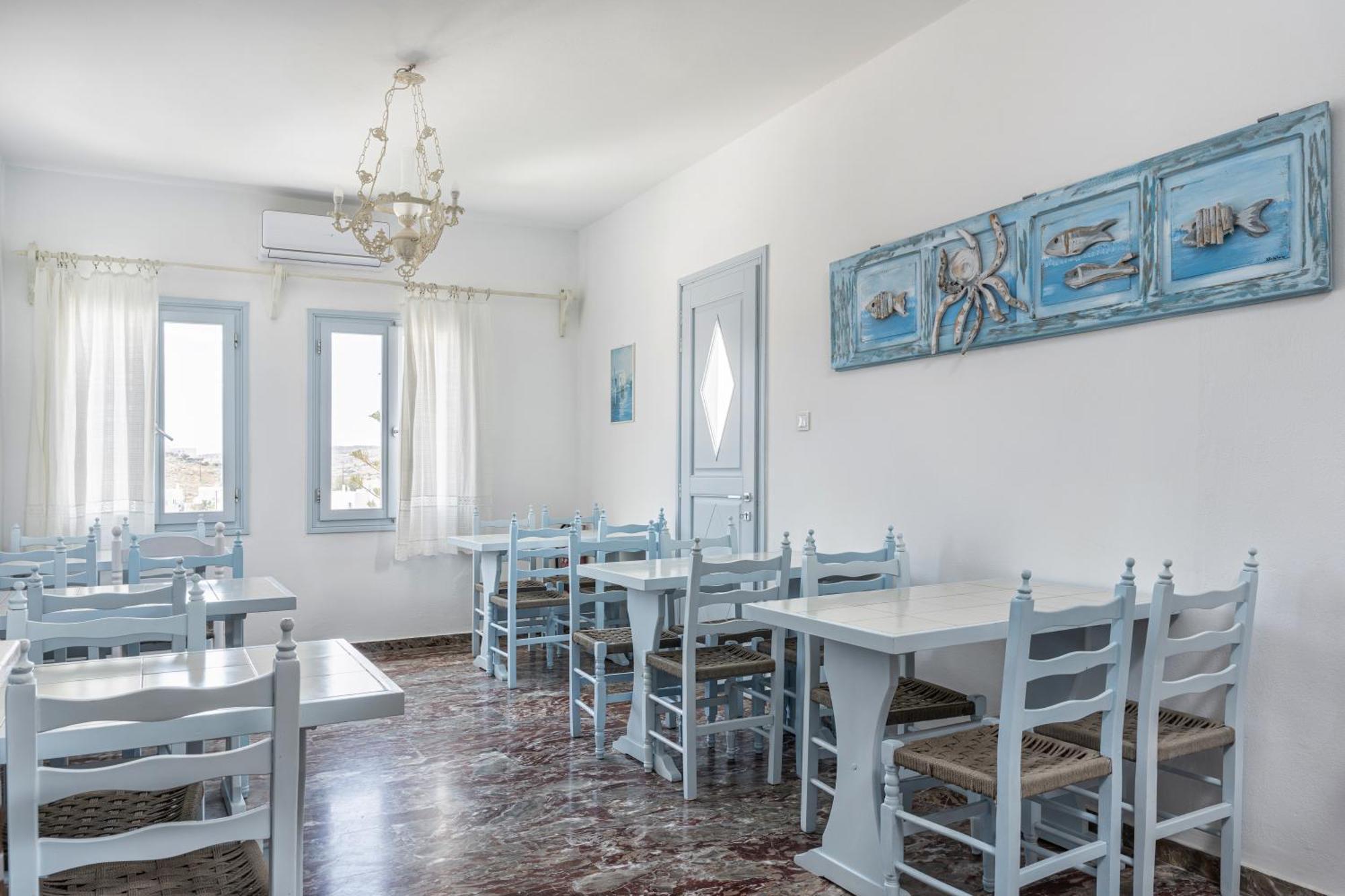 Hotel Iris Nausa Zewnętrze zdjęcie